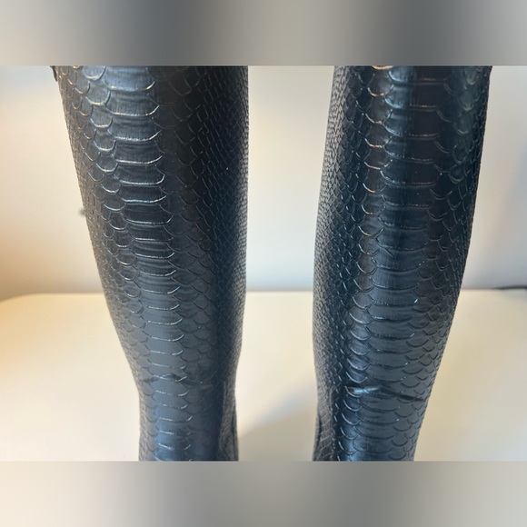 Hunter Original Embossed Refined Tall Waterproof Rain Boot - size 8 black - NEW - Picture 7 of 9